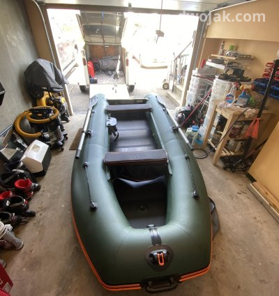 Kolibri KM-330DL inflatable boat 4